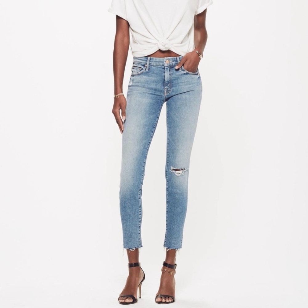 Mother The Looker Ankle Fray Jeans in Written in the Stars light wash.